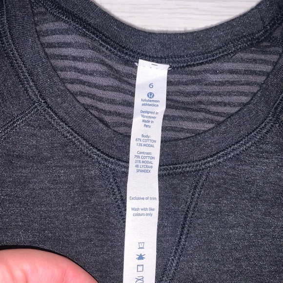 LULULEMON Size 6 Reversible Sweatshirt - Picture 2 of 3